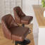 Tabouret de bar rotatif à 360 degrés en faux cuir avec coutures à boutons-116087021