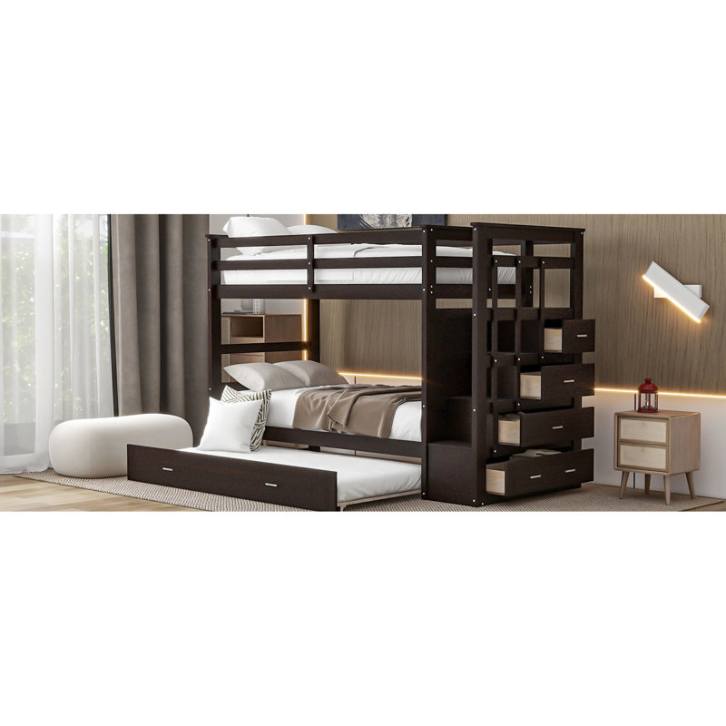 Lit simple au-dessus d'un lit superposé avec lit gigogne en bois massif pour une chambre confortable - couleur et robustesse