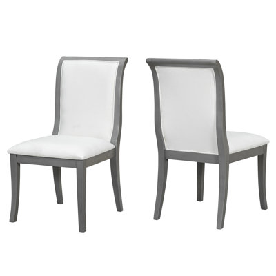 Deux chaises de salle à manger rembourrées gris chêne, aspect traditionnel avec lignes courbes, structure en bois franc massif, tissu doux et sièges rembourrés épais, ergonomiques, idéales pour un usage domestique dans diverses pièces, support de 300 lb