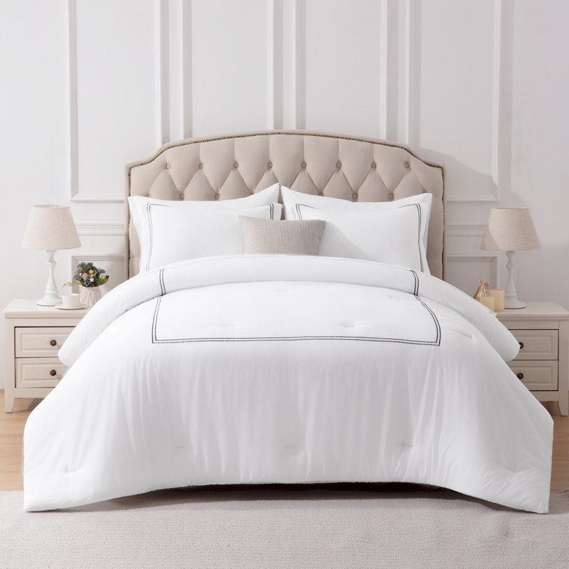 Comforter Set, King Comforter + 2 King Shams, White/Silver Striped