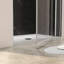 Porte de douche pivotante universelle à gauche et à droite-121348726