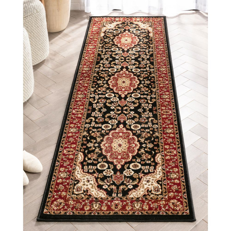 Tapis traditionnel noir Belliere Medallion Kashan, Tapis de couloir 2 pi 3 po x 7 pi 3 po