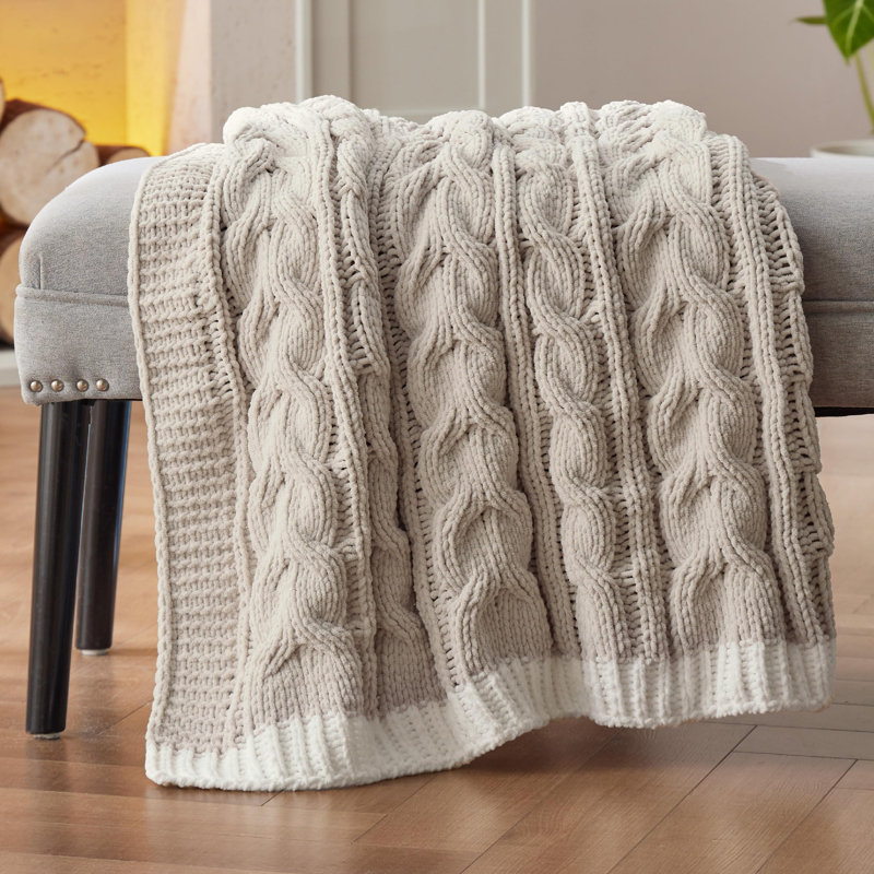 Jeté de lit en chenille tricoté par câble pour canapé GentleSoft ™ ️, Beige, L 50 po x L 60 po