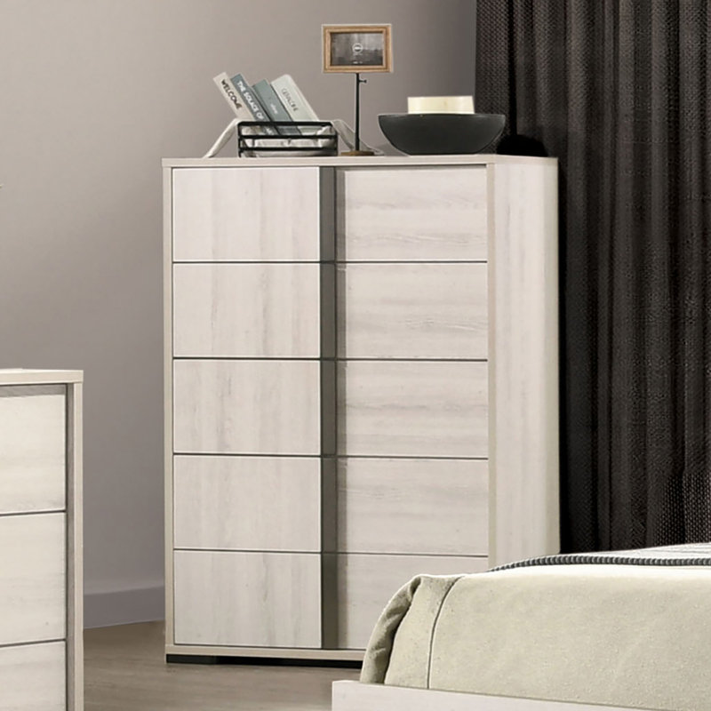 Commode contemporaine Horten, blanc délavé