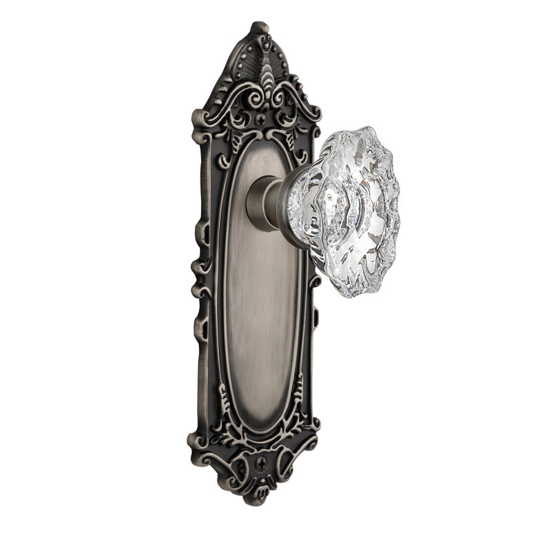 Victorian Plate with Chateau Door Knob, Antique Pewter, 2-3/4"