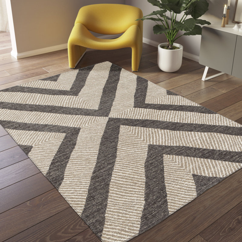 Soft and supple rug in recycled polyester and jute