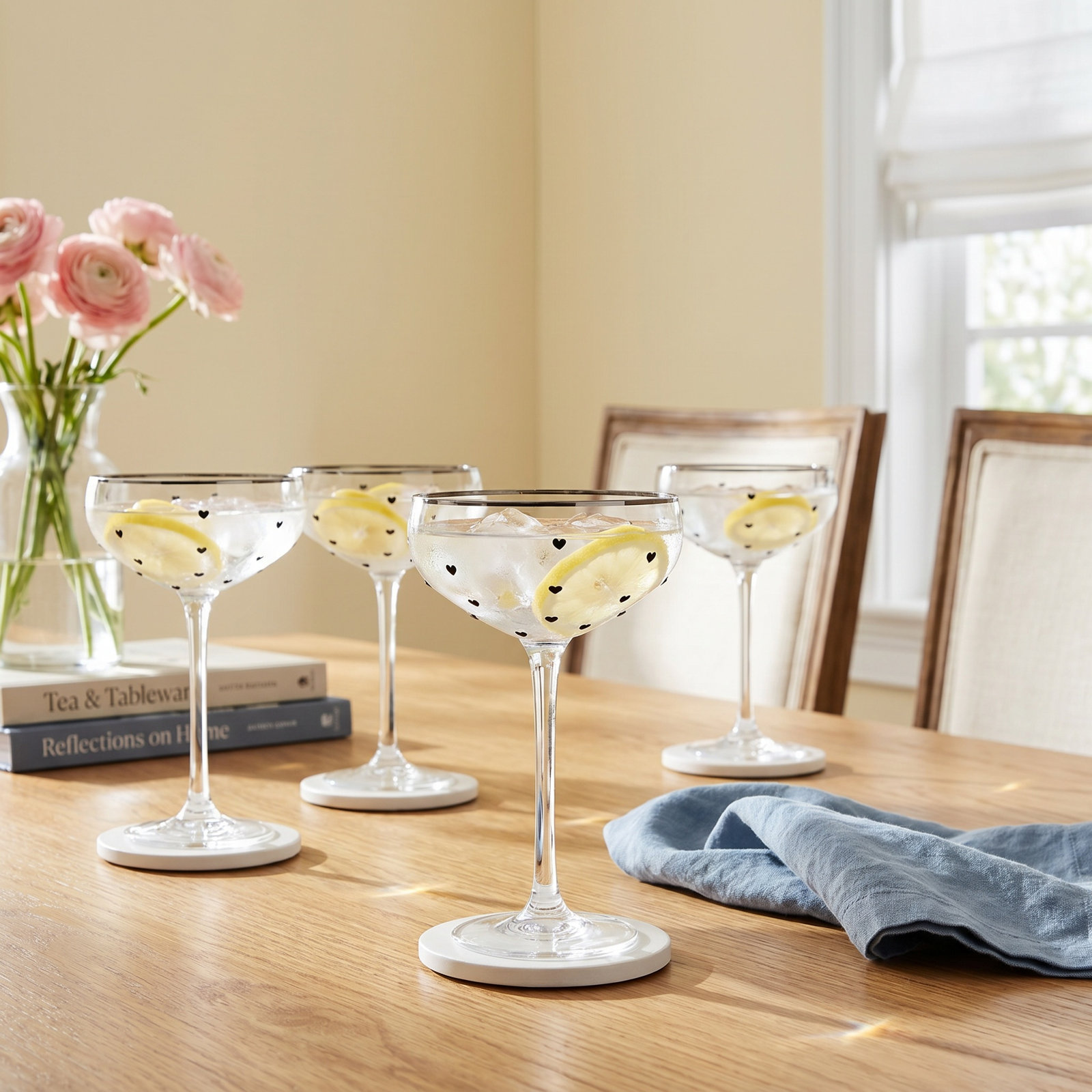10 Strawberry Street Bow Coupe Glass
