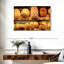 Yarlin cuisinant avec des pommes-107869502
