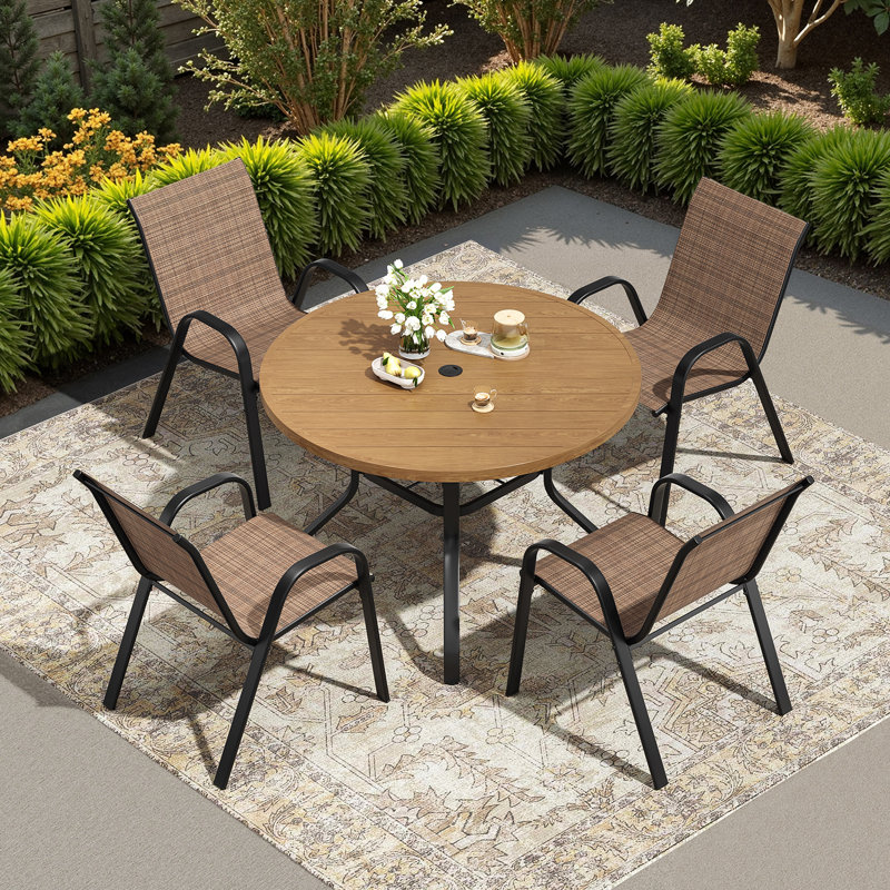 Ensemble de salle à manger d'extérieur pour 4 personnes avec table ronde et fauteuils en polyester enduit de PVC, Brun, Brun