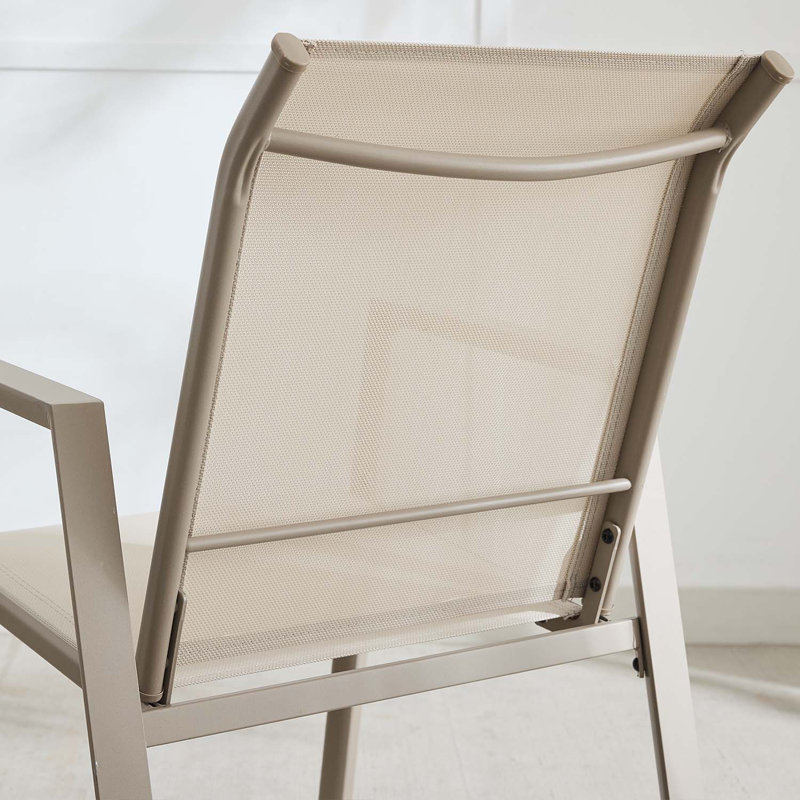 Ensemble de 4 chaises de salle à manger d'extérieur en polyester enduit de PVC avec structure en métal et dossier pour l'extérieur