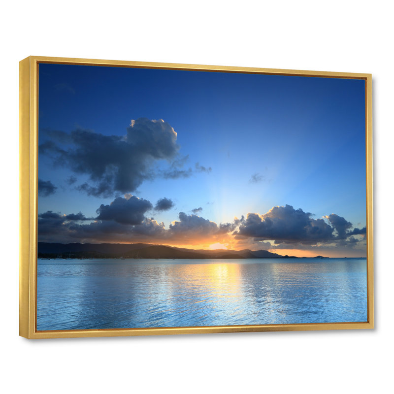 «Panoramic Dramatic Tropical Sunset Sky», reproduction sur toile, H 24 po x l 36 po x P 1 po, Cadre flottant doré
