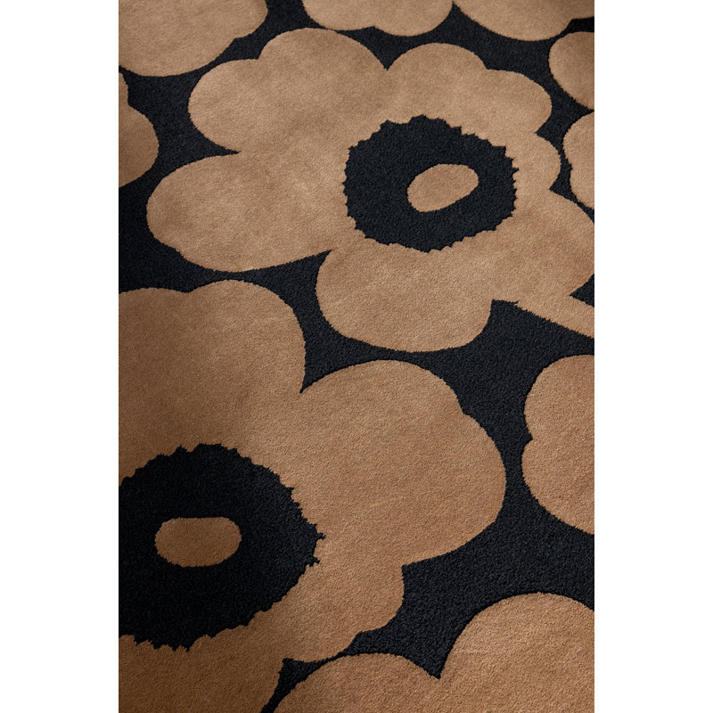 MAR Unikko, Rectangle 5'7" x 7'10"