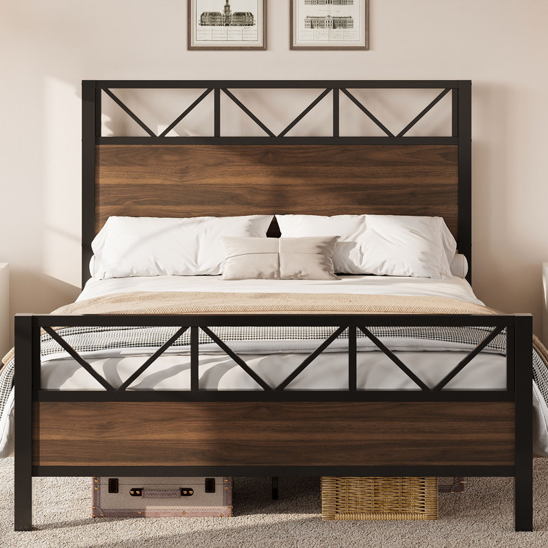 Wykeisha Platform Bed, Queen, Walnut