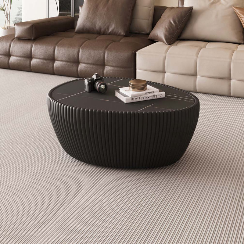Table basse en cuir Eggs Shape, Noir, Marbre noir
