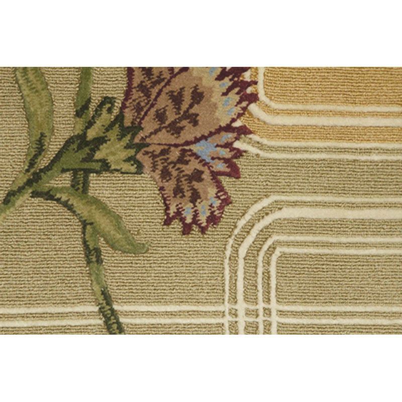 Floral Area Rug in Green/Yellow