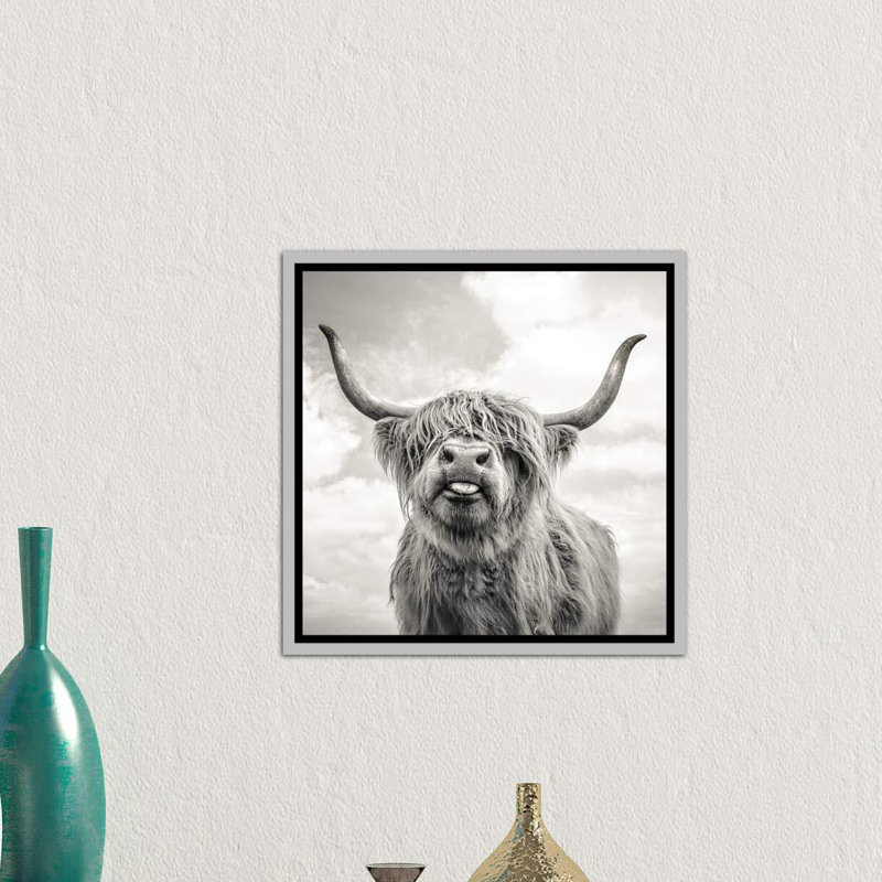 «Funny Girl» par Mark Gemmell - reproduction de photo, H 26 po x l 26 po, Toile avec cadre photo, Argent argent