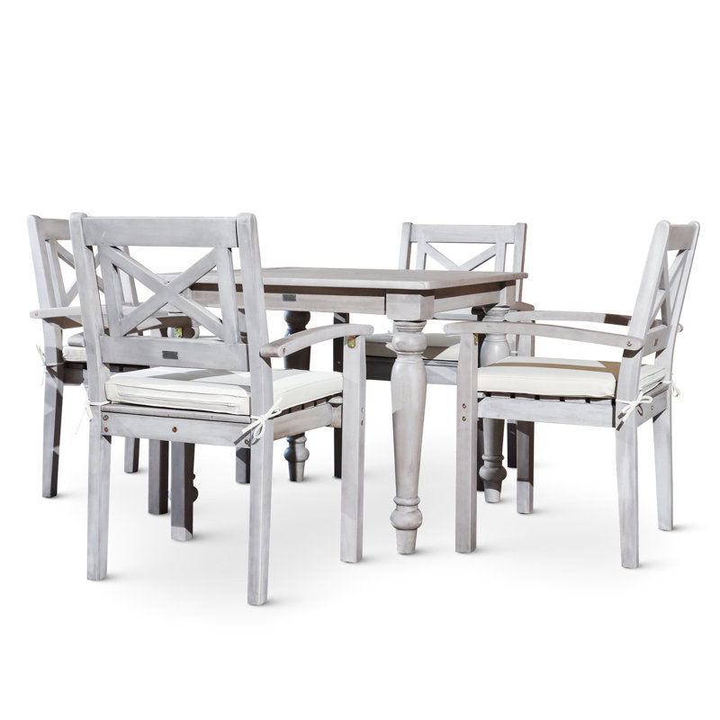 Chaise carrée pour l'extérieur avec matériaux et design gris argenté pour une expérience agréable