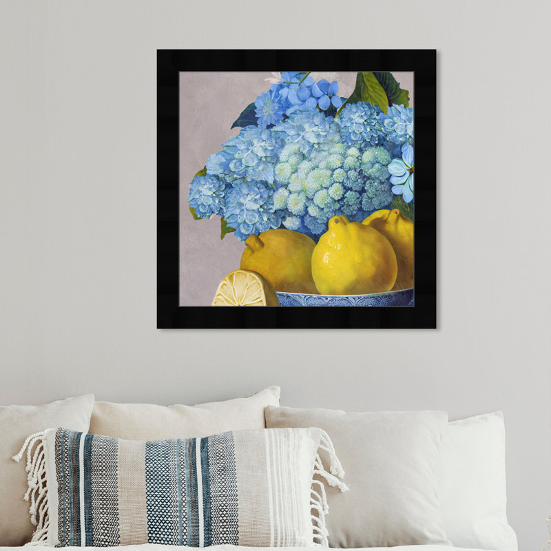 Hydrangeas and Lemons Day - impression encadrée, Cadre noir, H 14 po x l 14 po