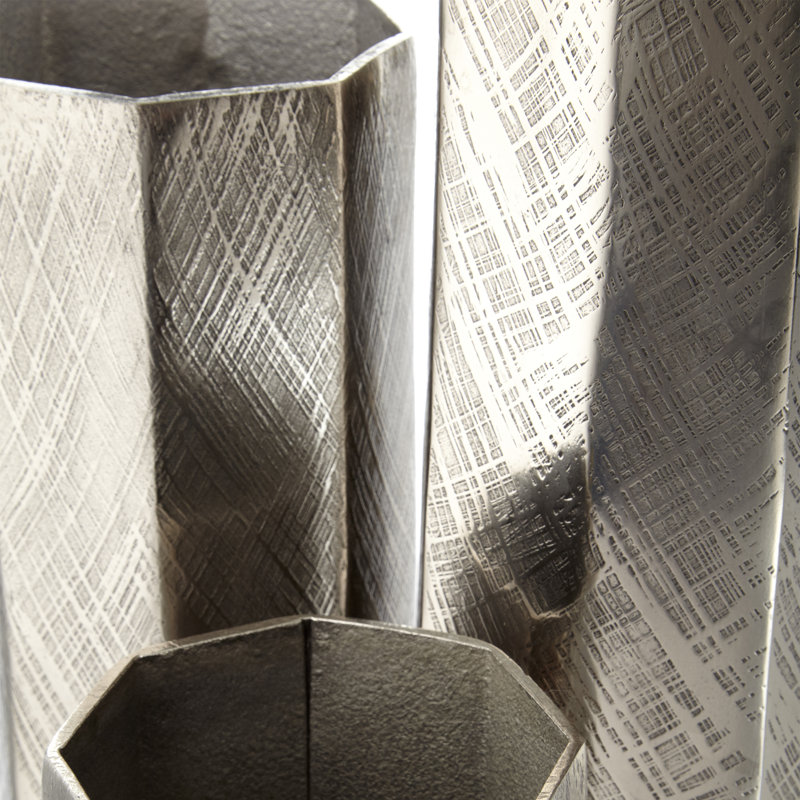 Vase de table Danielle, H 19,75 po x l 4,25 po x P 4,25 po
