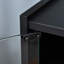 Cabinet multimédia à 5 niveaux avec tablettes réglables à 3 niveaux, portes en verre trempé et gestion des câbles, patiné