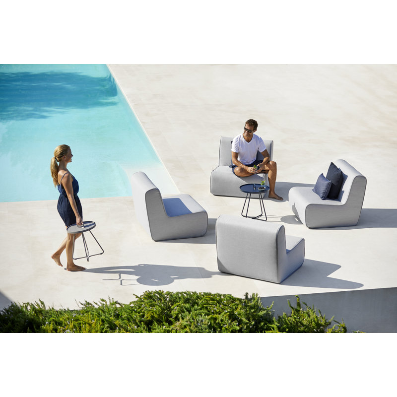 On-the-Move Outdoor Round Side Table, Midnght Blue, 17.4"