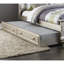 Lit simple avec lit gigogne pour chambre de jeunes, similicuir blanc, contreplaqué de pin et panneau de particules blanc argenté, rembourré-749190213