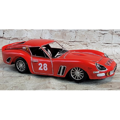 Hesiodos - rouge - voiture rouge