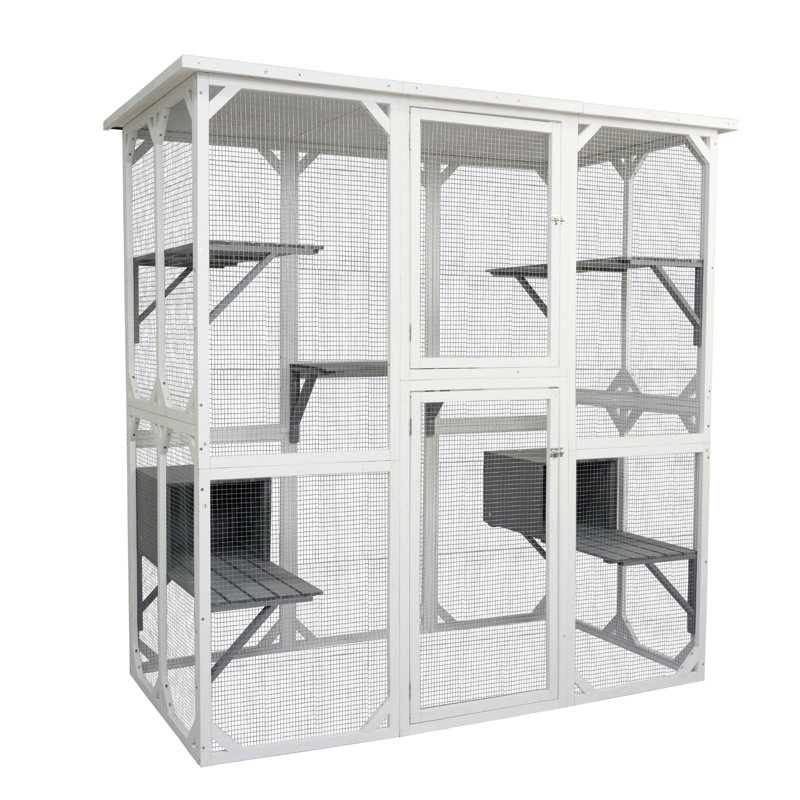 Cage à chat blanche en bois de taille moyenne avec des plateformes de jeu pour le plaisir des animaux de compagnie