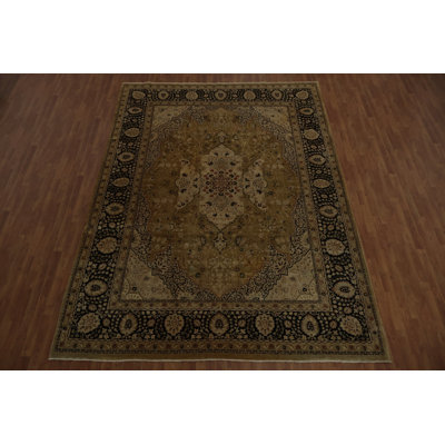 Élégant tapis Ziegler 9 x 12 avec des tons neutres complexes