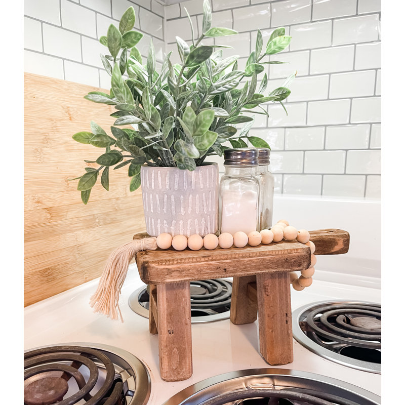 Petit piédestal en bois avec poignée