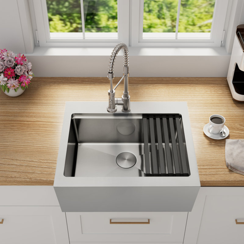 Évier de cuisine en acier inoxydable de calibre 16 avec tablier frontal à tablier frontal L 28 po x l 22 po avec accessoires
