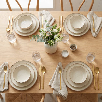 Service de table en porcelaine Artisan Speckle Cannelle (service de 12 pièces pour 4 personnes)