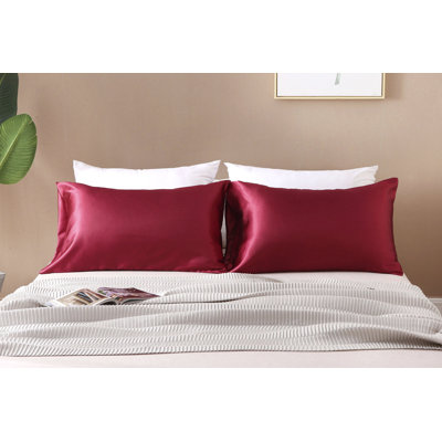 Taie d'oreiller en satin