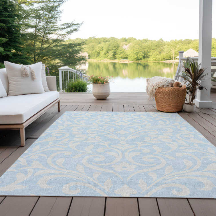 Lamanna Washable Floral Indoor / Outdoor Rug
