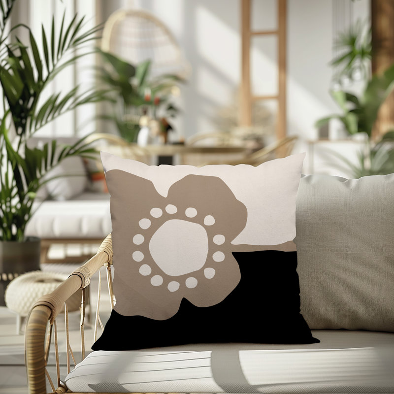 Oreiller carré réversible intérieur / extérieur Tobe Minimalist, H 15 po x l 15 po, Beige / noir / blanc cassé