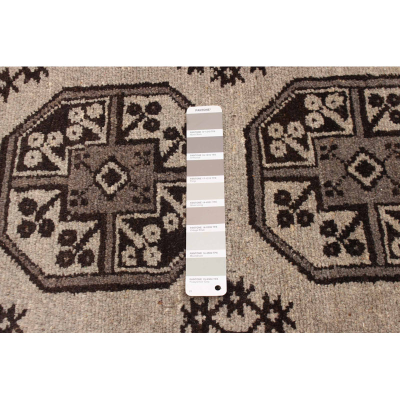 Tapis gris clair Amaranthine 5 pi 5 po x 8 pi 2 po