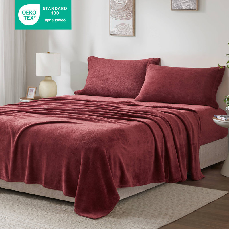 Soloft Plush Micro Plush Microfiber Sheet Set, Full Sheet Set with 2 Pillowcases, Red