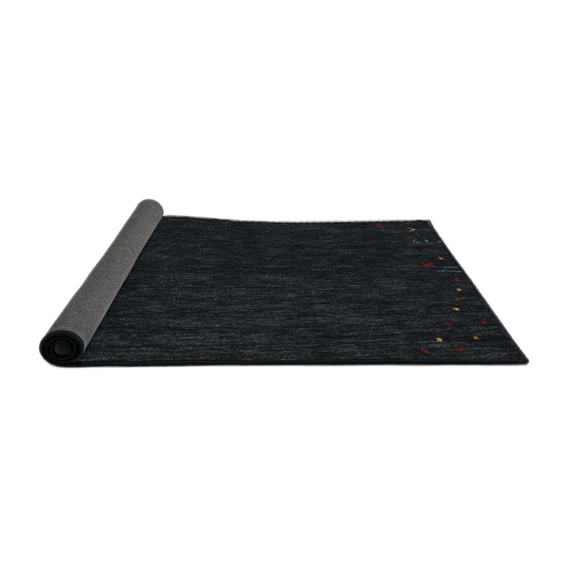Tapis noir, Rond 4 pi