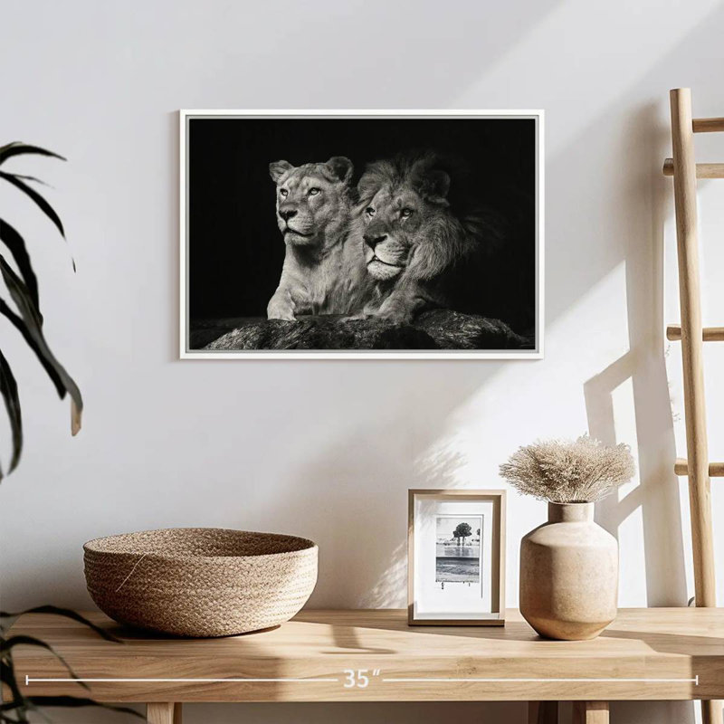 Lion et compagnons de lionne, Cadre flottant blanc, 19 po x 13 po