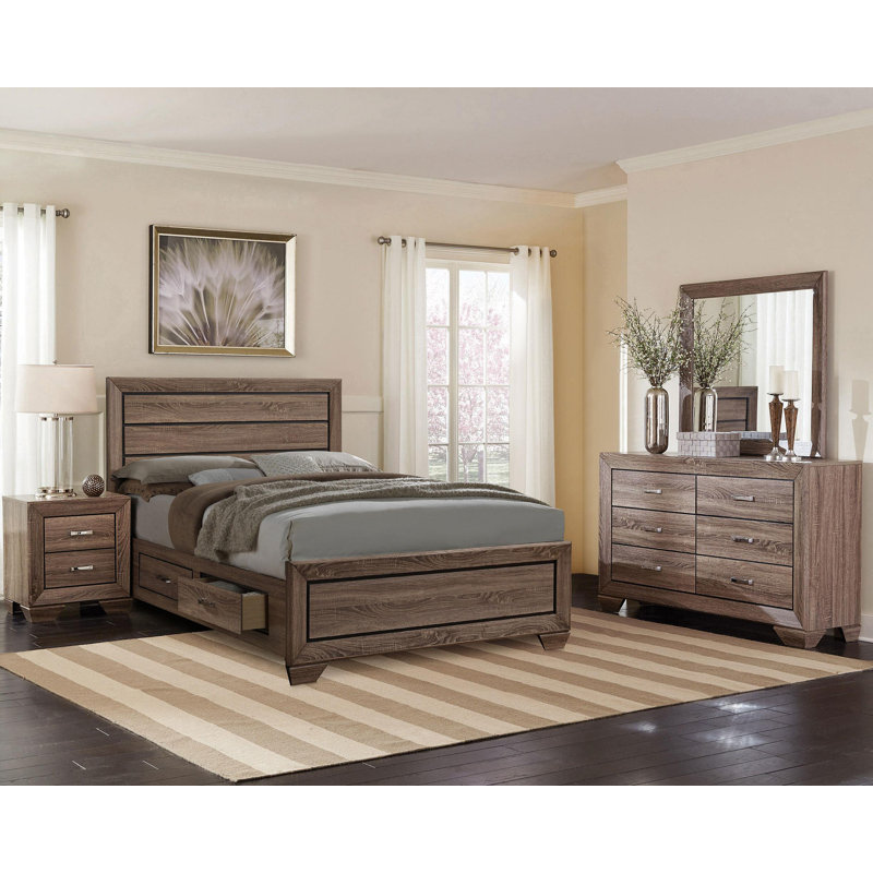 Ensemble de chambre à coucher, Très grand californien, Brun, Quatre pièces : lit, table de chevet, commode et