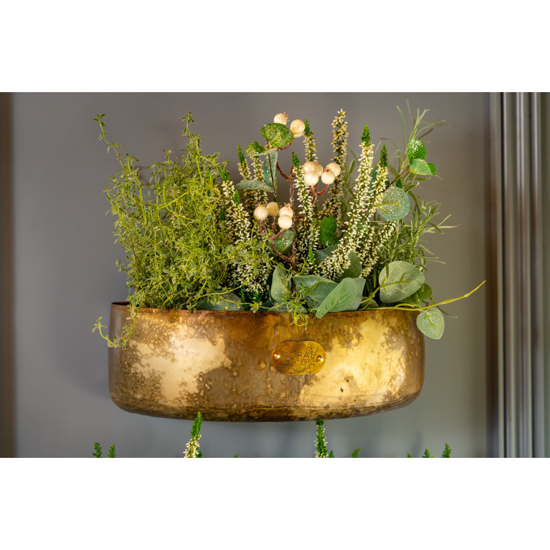 Gartman Metal Wall Planter
