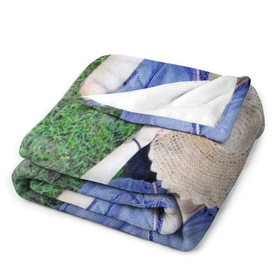 Striped Blue Dress With Woven Straw Hat Pattern Luxury Flannel Throw Blanket, Soft Warm Fuzzy Blanket for Living Room Sofa Bed Home Decor