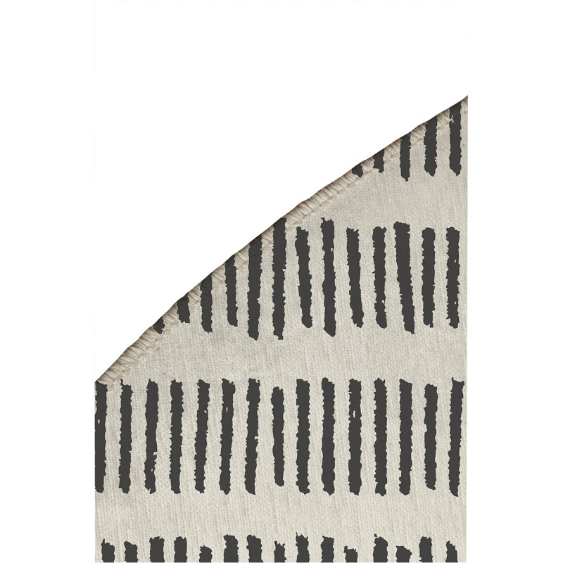 Fencing Rows Non-Slip Outdoor Rug, Round 5'