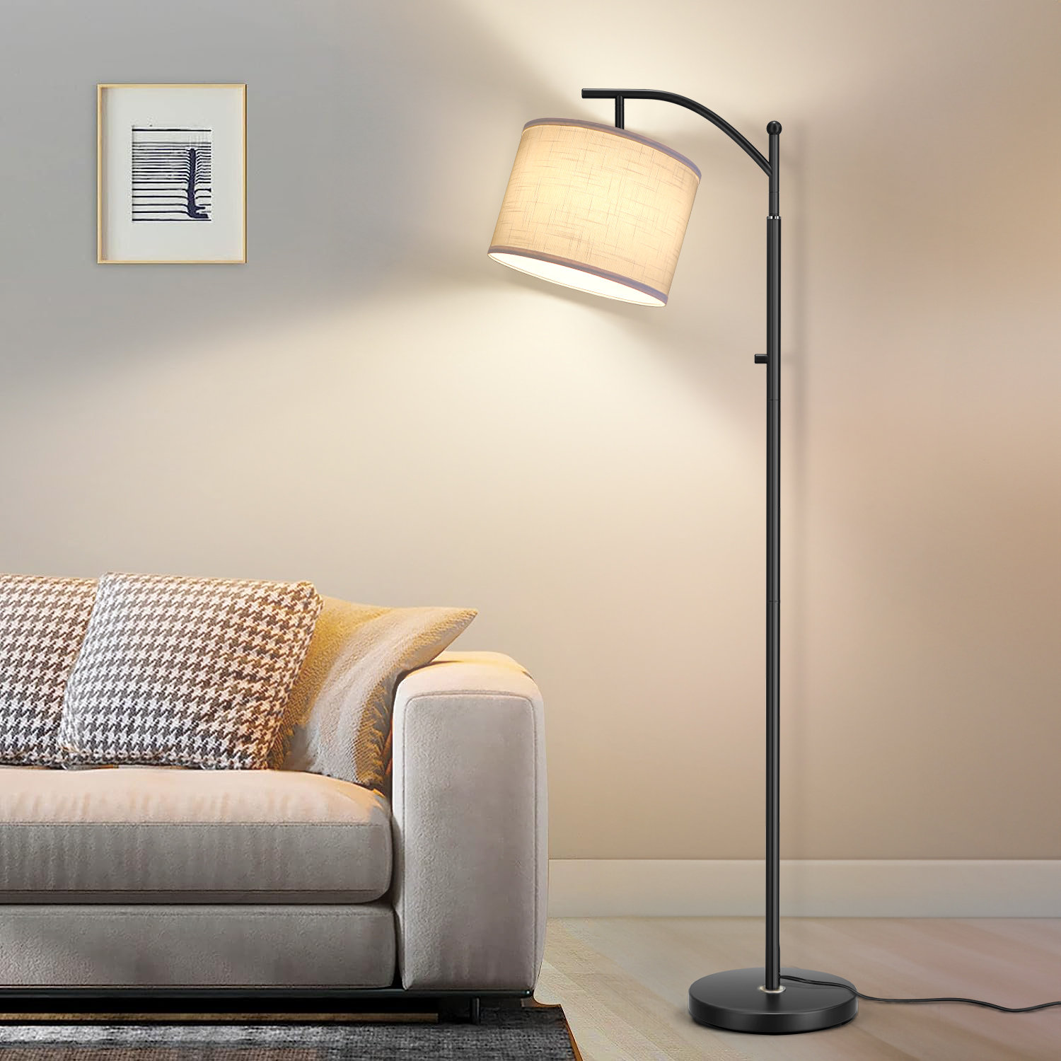 62 Arched Floor Lamp with Remote Control and Bulb Included Latitude Run Base Finish: Gold