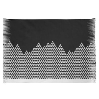 Tapis noir à motif montagne Mcguigan