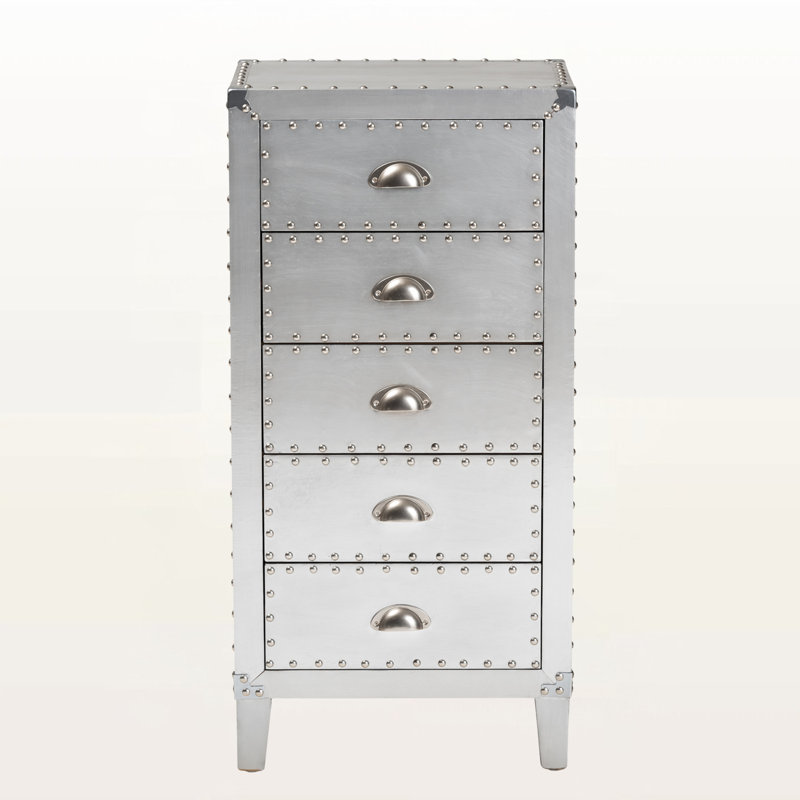 Armoire de rangement décorative à 5 tiroirs Gear au fini métal argenté, H 36,23 po x l 17,32 po x P 13,39 po
