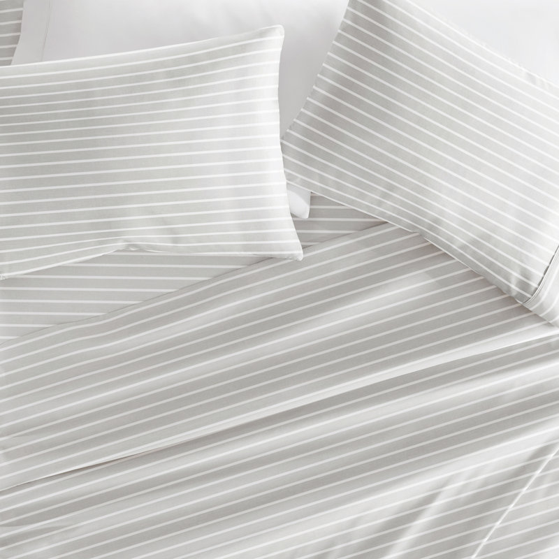 4 Piece Delicate Details Pattern Sheet Set, Cal.King Sheet Set with 2 King Pillowcase, Light Gray Striped