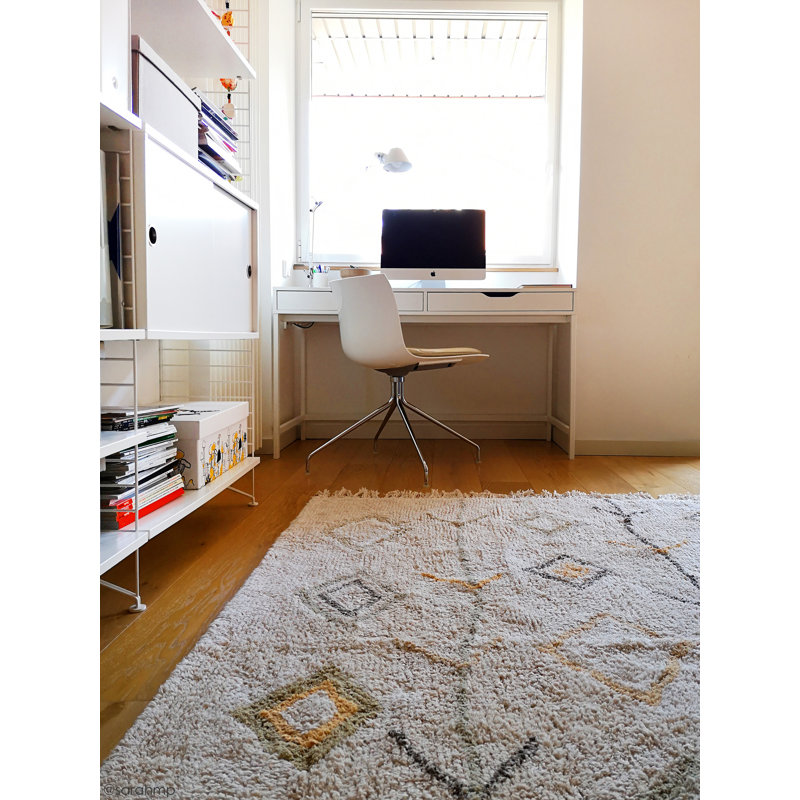 Kaarol Earth Area Rug, Rectangle 4'7" x 6'7"