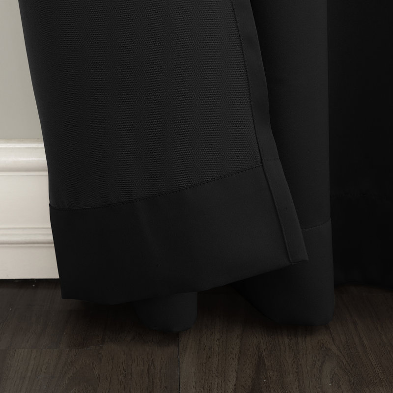 Panneau de rideau à oeillets à économie d'énergie thermique - Basics by Wayfair ™, Noir, l 54" x L 95"