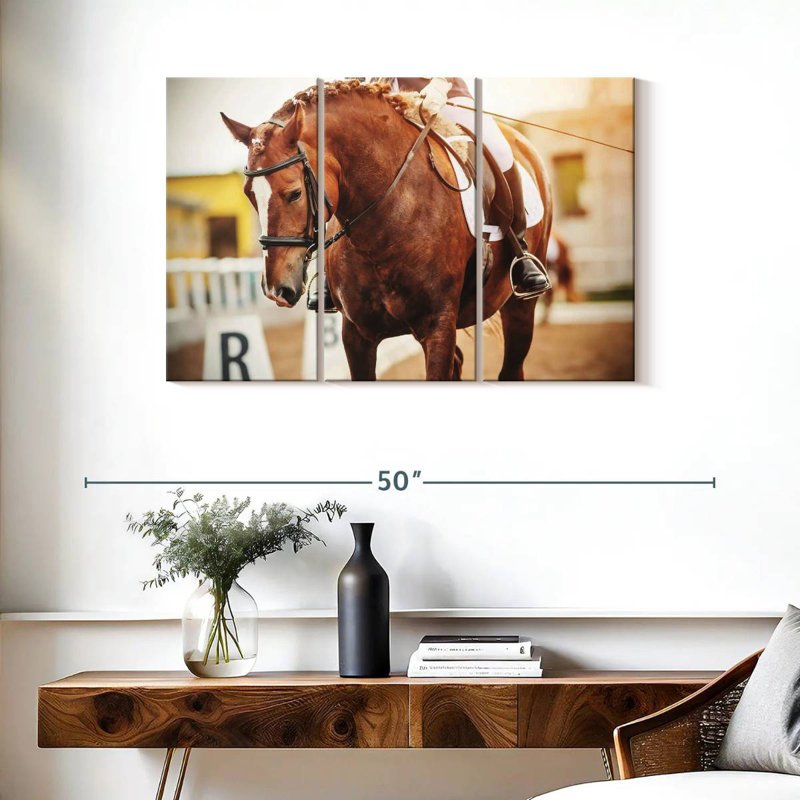 Cheval châtaignier Sireci, H 24 po x l 38 po
